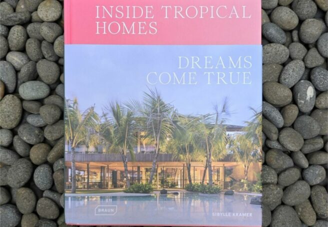 THE GRITTED GRID ON INSIDE TROPICAL HOMES